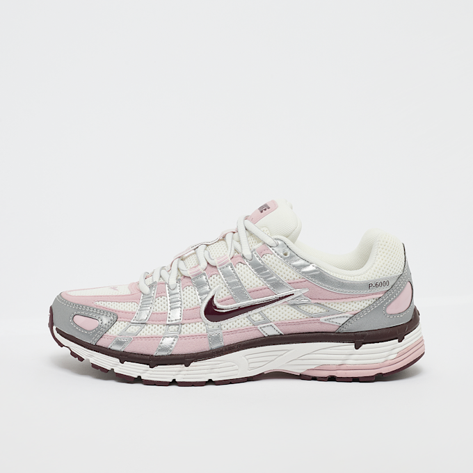 Nike WMNS P-6000 srebrna 91754 1