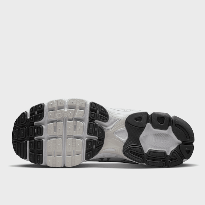 Nike   Air Max Moto 2K weiß 92109 5