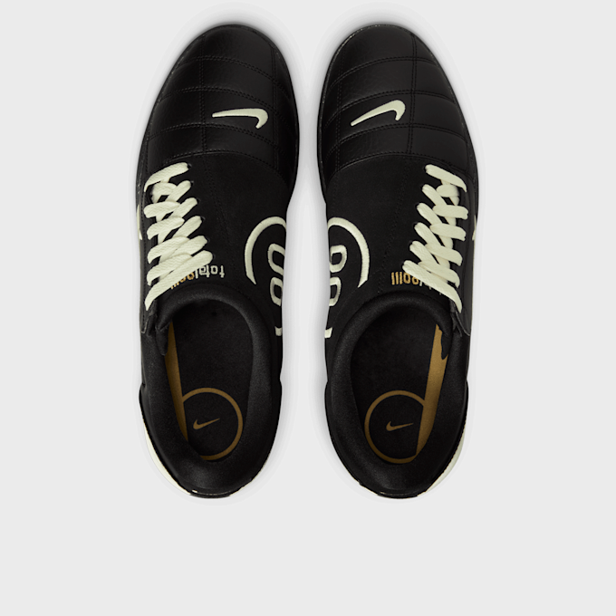 Nike Total 90 noir 92168 6