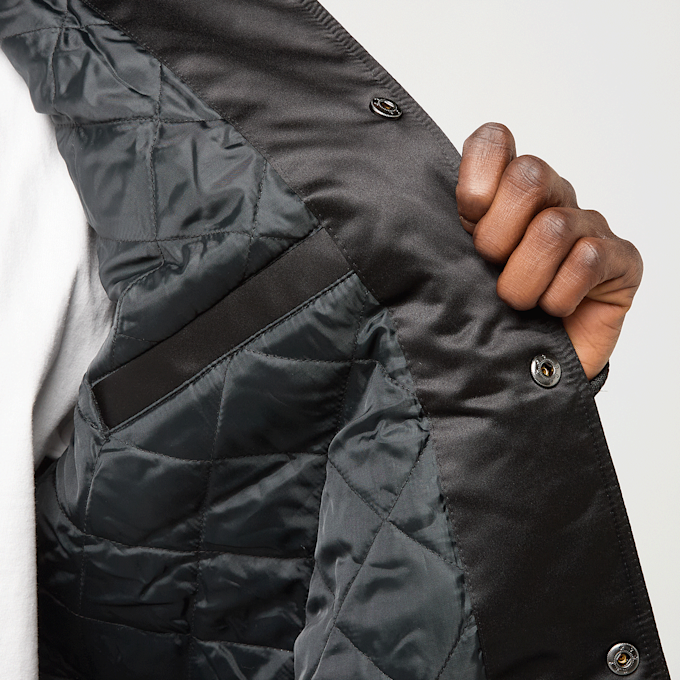 Mitchell & Ness Black Out Satin Jacket Chicago Bulls noir 92290 6