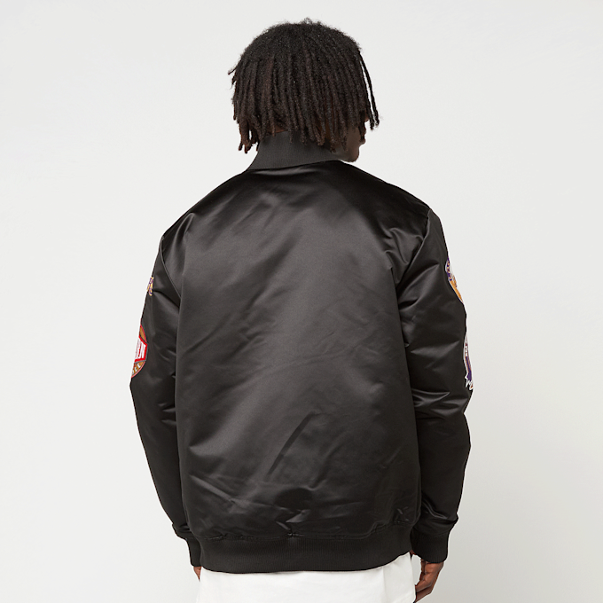 Mitchell & Ness Black Out Satin Jacket Los Angeles Lakers negro 92293 2