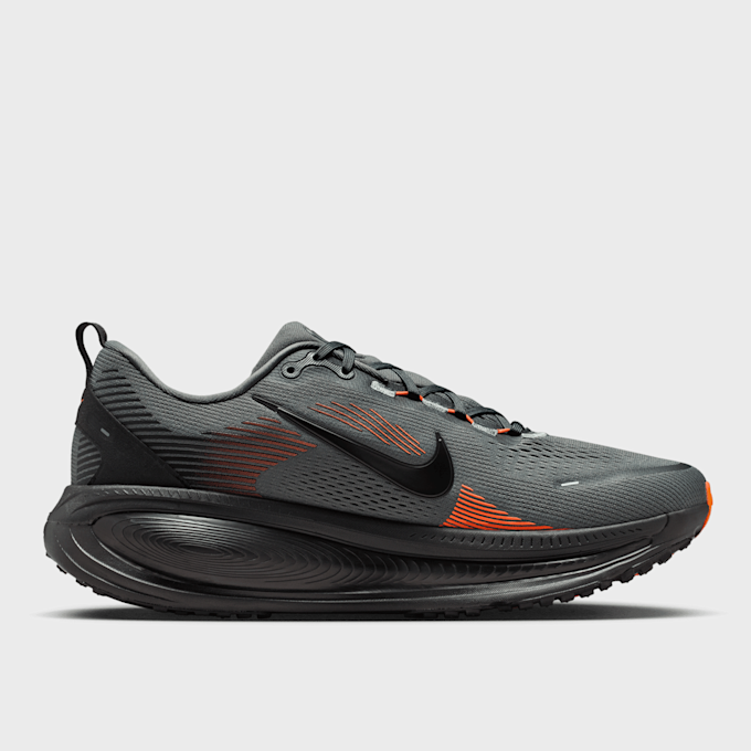 Nike   Vomero 18 siva 92716 2