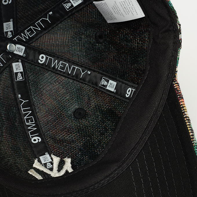 New Era Female 9Twenty Floral MLB New York Yankees višebojno 92973 3