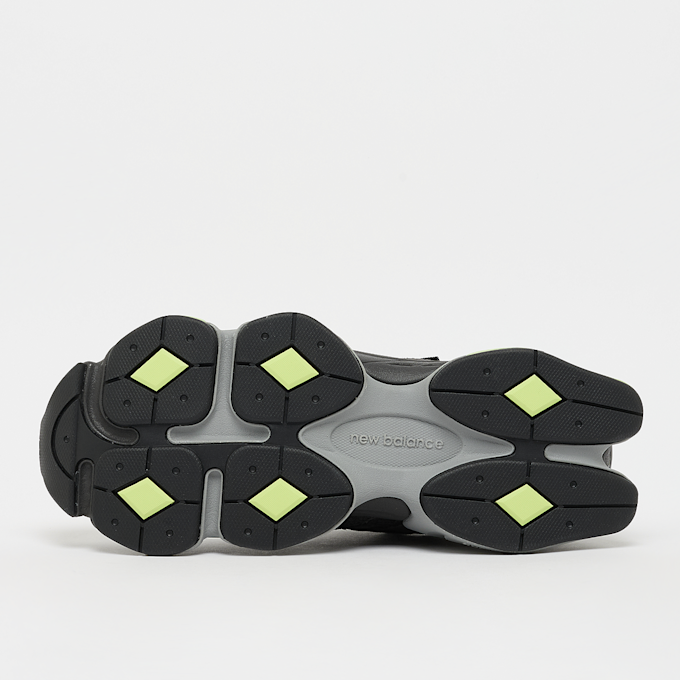 New Balance 9060 szary 92998 4