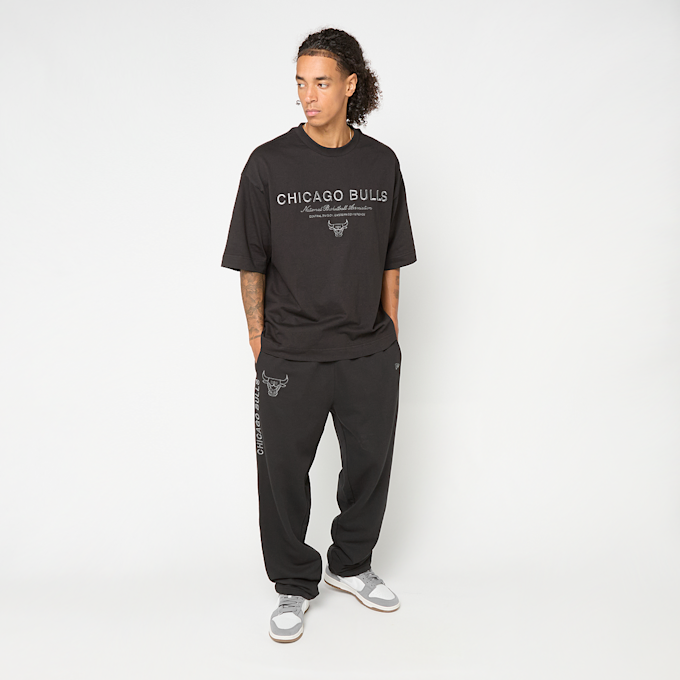 New Era NBA Linear Graphic Box Tee Chicago Bulls zwart 93059 5