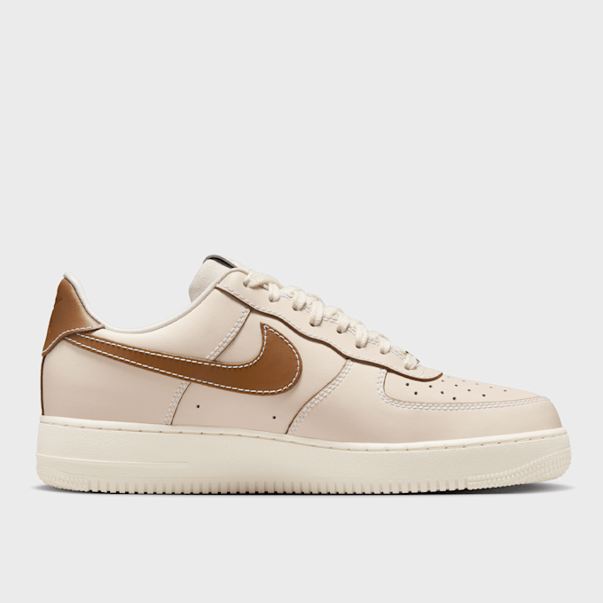 Nike Air Force 1 ´07 beige 93092 2