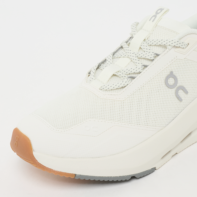 On Cloudnova Youth (GS) bianco 93106 6