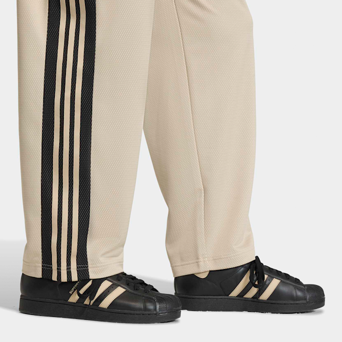 adidas Originals Trackpants beż 93404 4