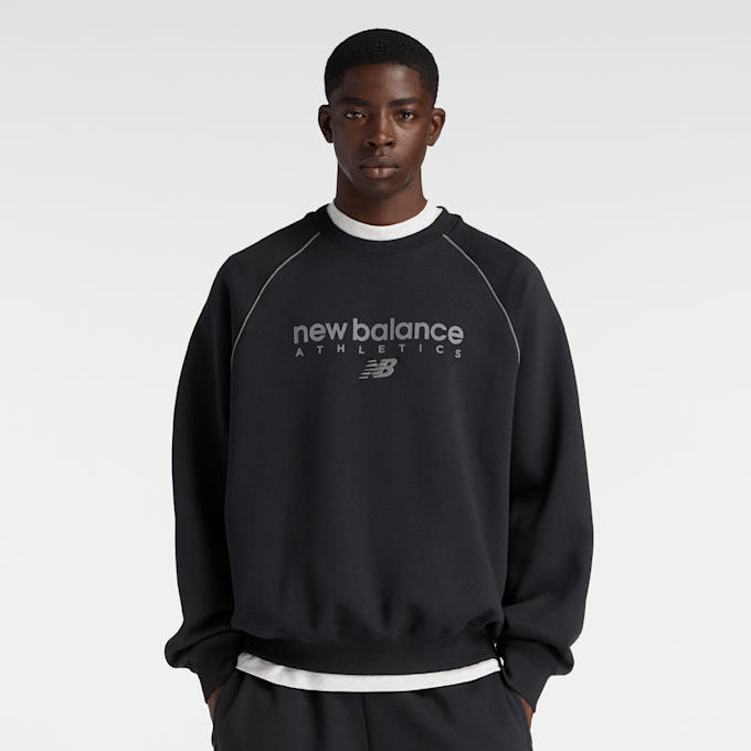 New Balance Linear Graphic Fleece Crew zwart 93642 1