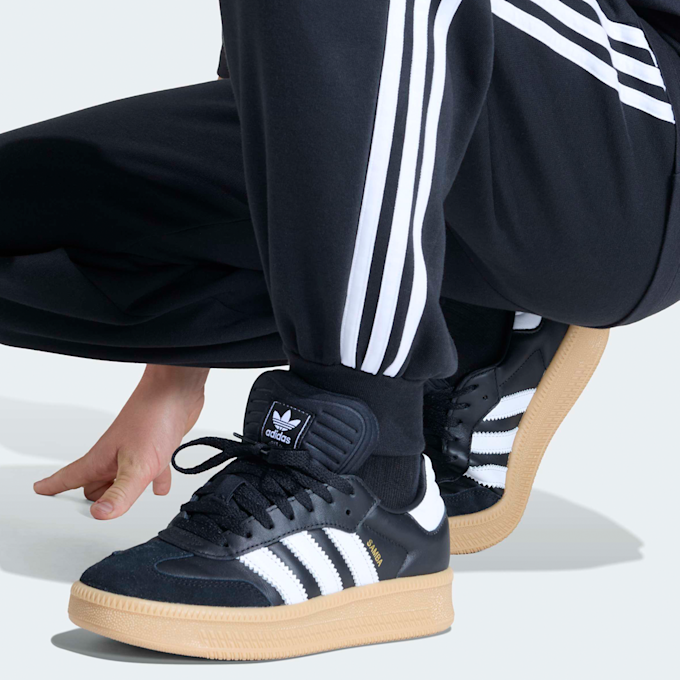 adidas Originals Superstar Oversized Trackpants noir 93676 4