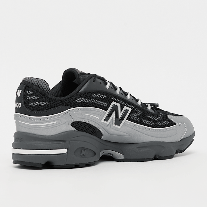New Balance 1000 czarny 93701 3