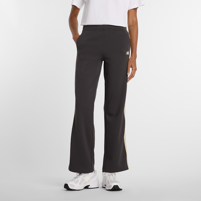 New Balance Interlock Pants zwart 93763 1