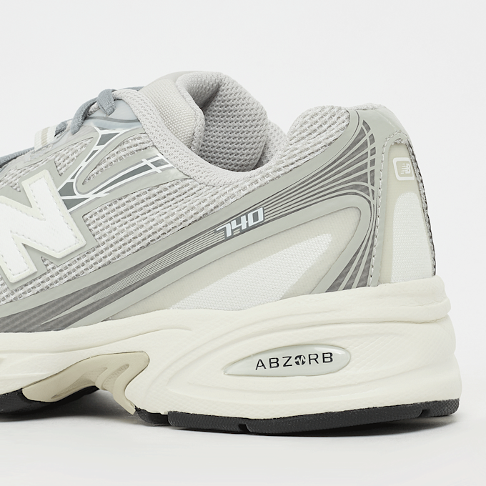 New Balance 740 grey zilver 93842 7