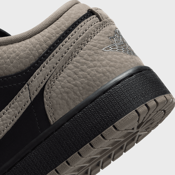 Jordan Jordan 1 Low SE (GS) bež 94171 8