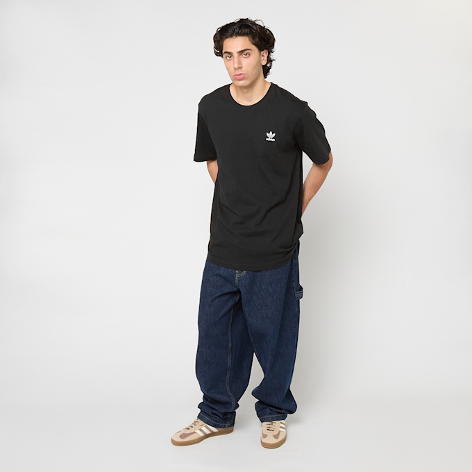 adidas Originals 3D Trefoil Backprint T-Shirt czarny 94224 5