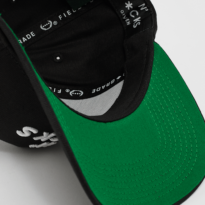 Field Grade No F*cks Given Twill Trucker negro 94194 3