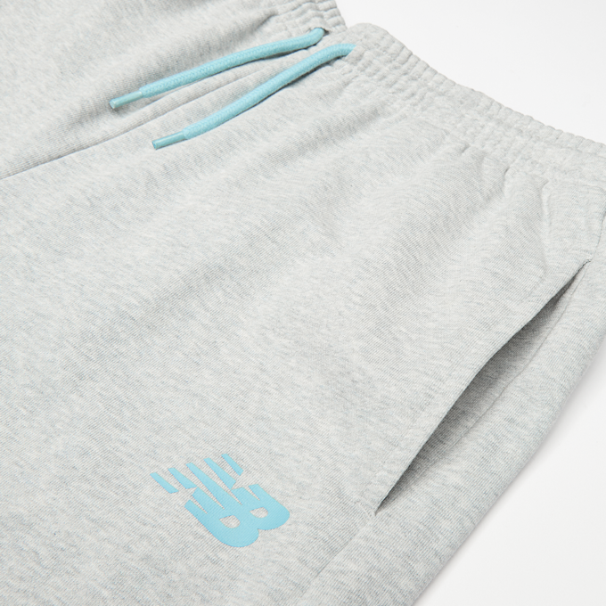 New Balance French Terry Stacked Logo Crew & Jog Set gris 94369 4