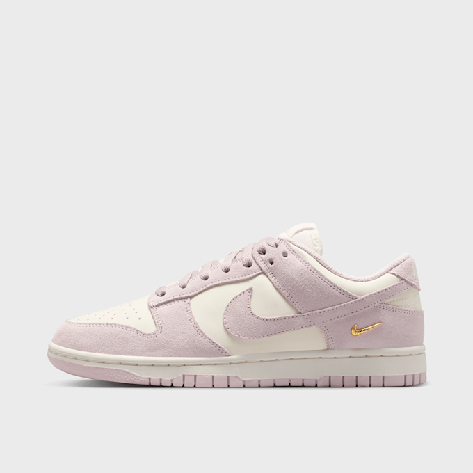 Nike Dunk Low SE różowy 94454 1