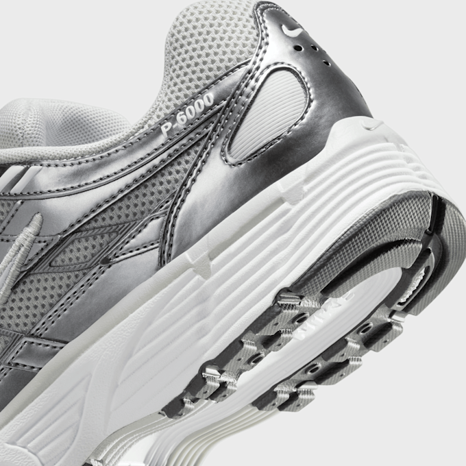 Nike   WMNS P-6000 grau 94457 8