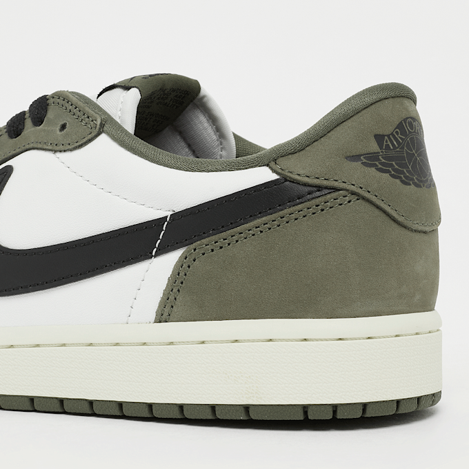 Jordan Air Jordan 1 Retro Low OG "Medium Olive" vert 94686 7