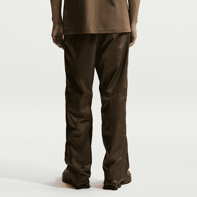 Nike Sportswear Shox Woven Pants marrone 94624 2