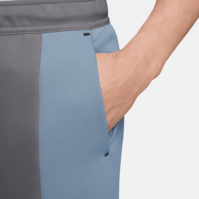 Nike Tech Fleece Pro Club Open-Hem Pant grijs 94539 3