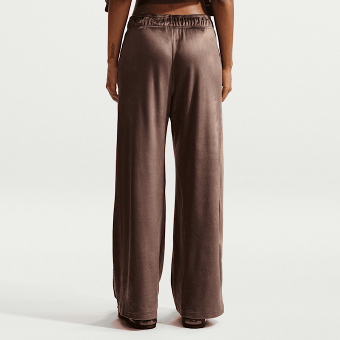 Nike Sportswear Trend High-Rise Wide Velour Pants brązowy 94579 2
