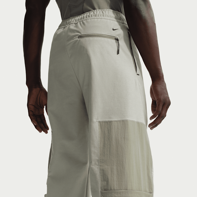 Nike Sportswear Tech Knit Utility Pants grün 94543 4