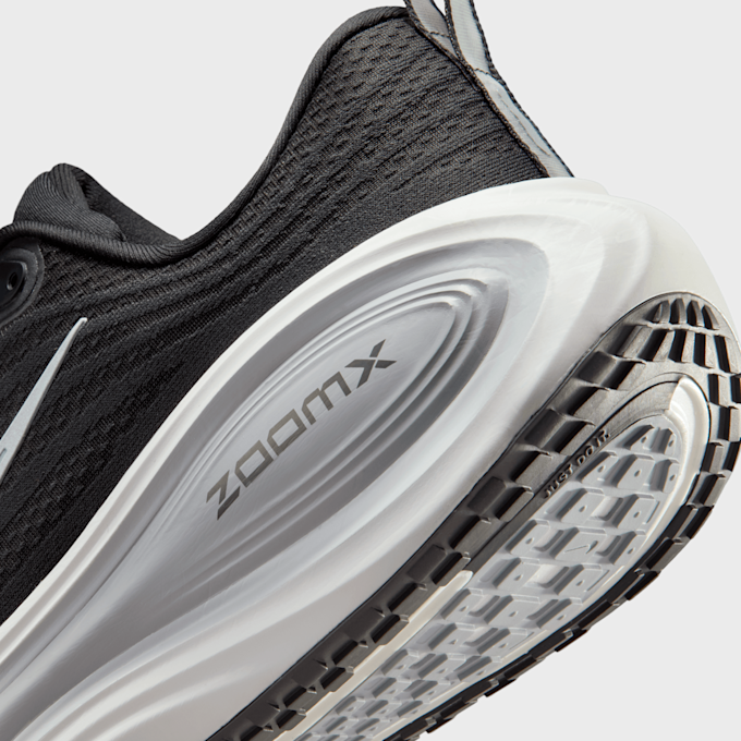 Nike Vomero Plus czarny 94716 8