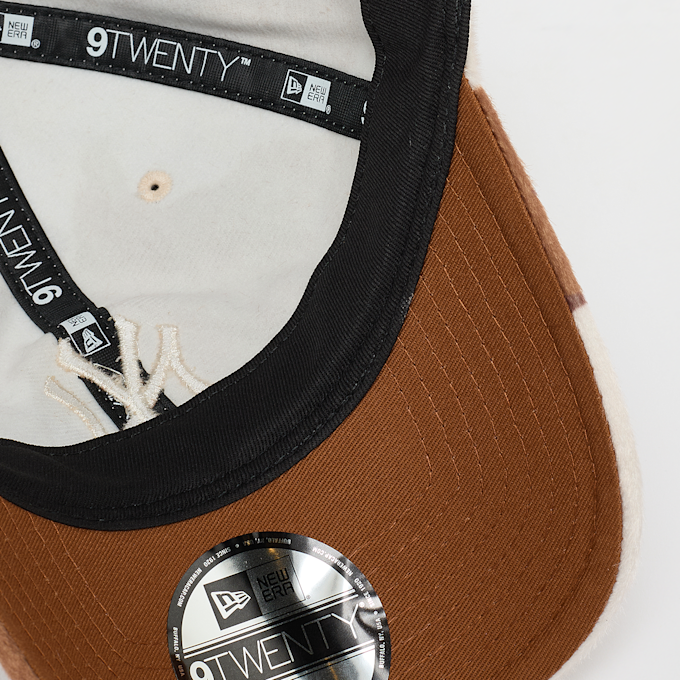 New Era 9Twenty Cow Pony Hair MLB New York Yankees multicolorido 95109 3