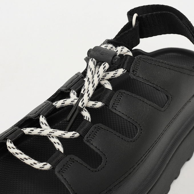 UGG WMNS Golden Glow Toggle schwarz 95192 6