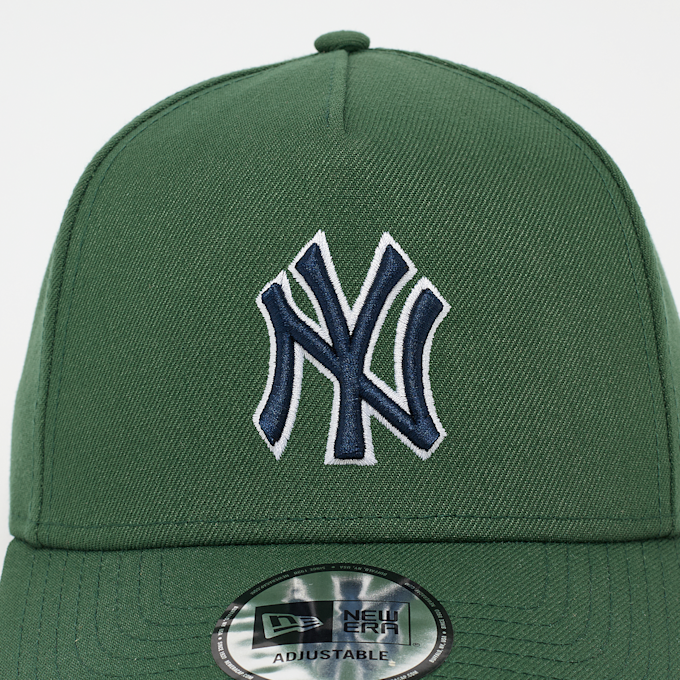 New Era 9Forty E-Frame Outline Script MLB New York Yankees groen 95462 4