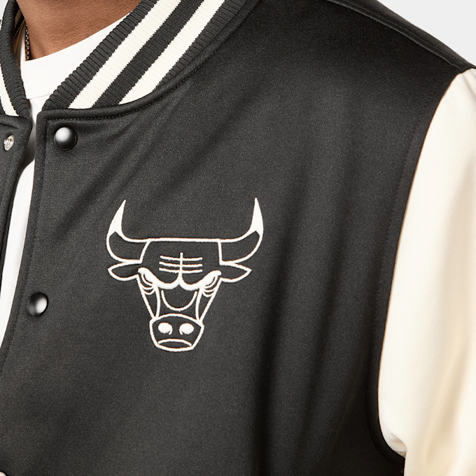 New Era Bomber Jacket Chicago Bulls preto 95556 3