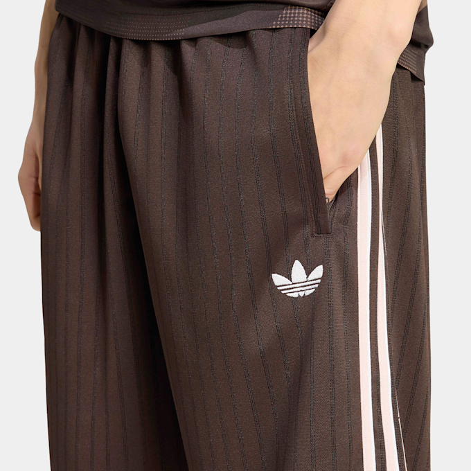 adidas Originals Firebird Engineered Stripes Shorts bruin 96247 3