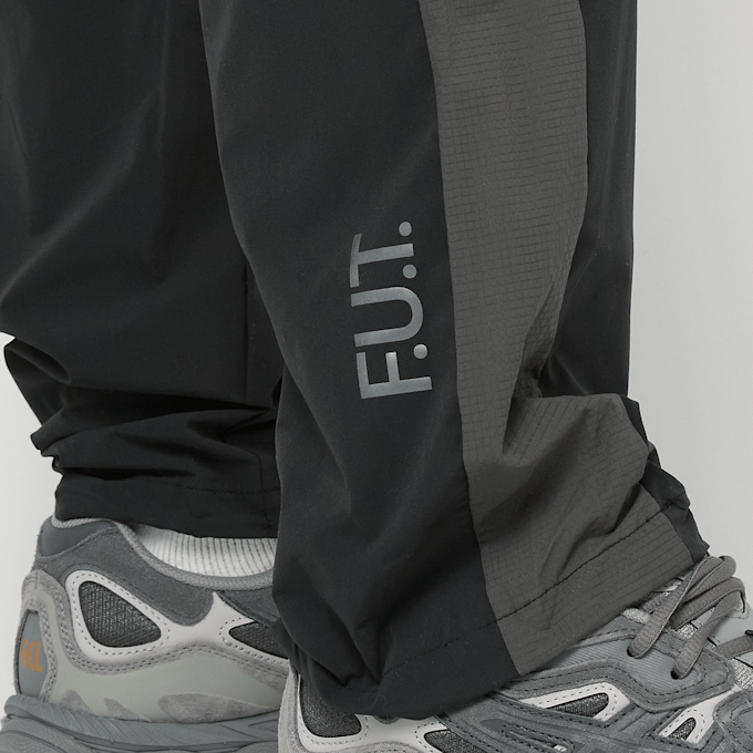 HALO Division Pants crna 96249 5