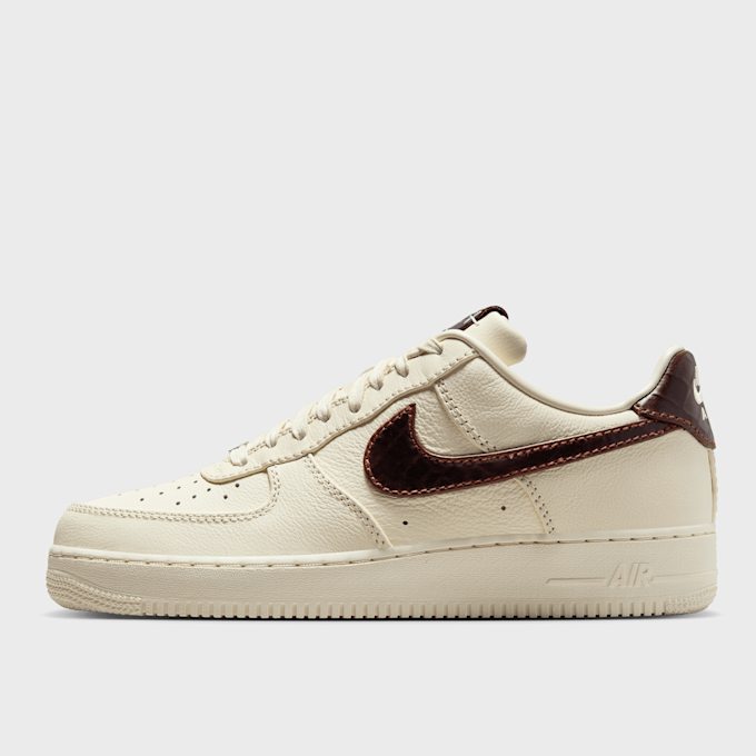 Nike Air Force 1 '07 bege 96486 1