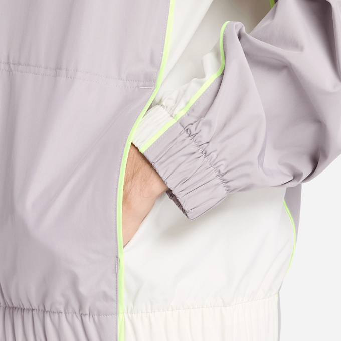 New Balance Trackside Woven Jacket roze 96470 4