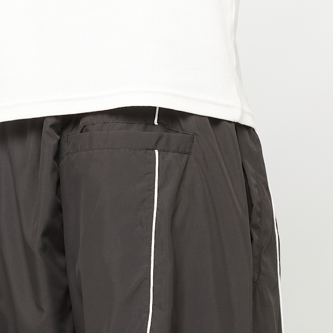 Urban Classics Piping Track Shorts negro 96584 6