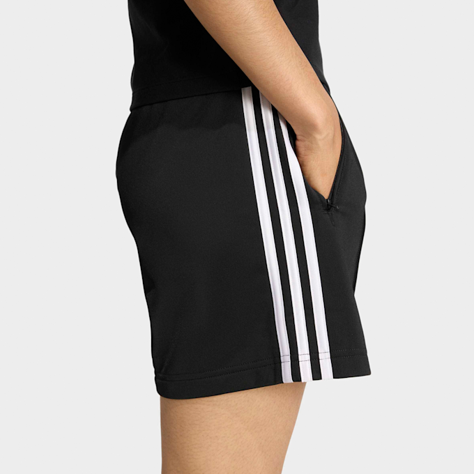 adidas Originals Firebird Classic Shorts preto 96619 3