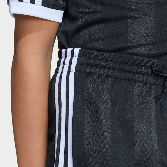 adidas Originals Long Shorts negro 96627 4