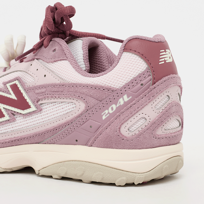 New Balance WMNS 204L roza 97428 6