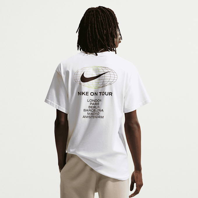 Nike Sportswear Athletic Graphics Tee bijela 97579 2