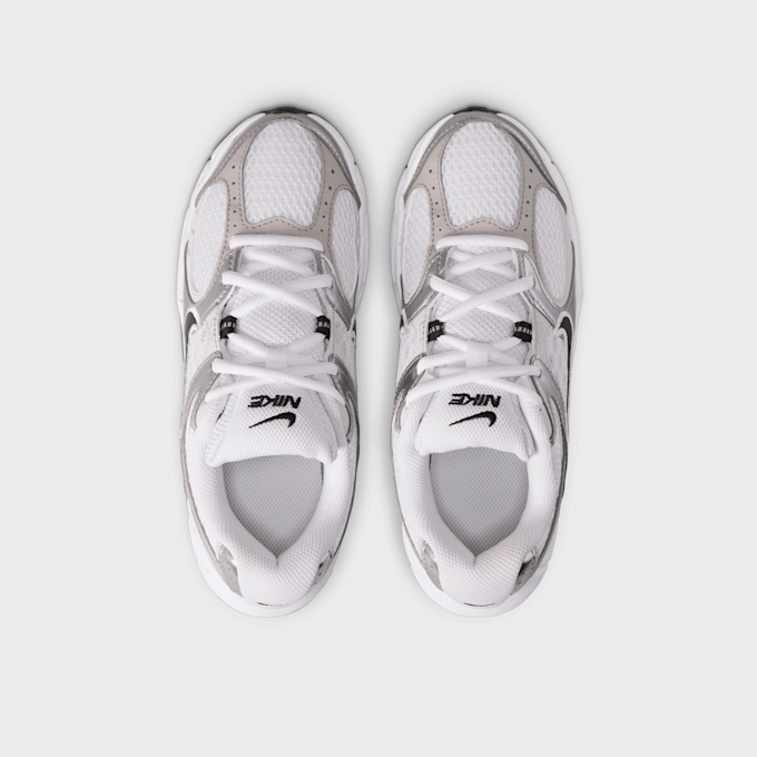 Nike   V5 Runner (GS) biały 97686 6