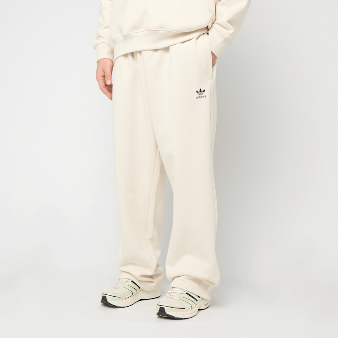 adidas Originals Essential Open Hem Pants beige 97754 1