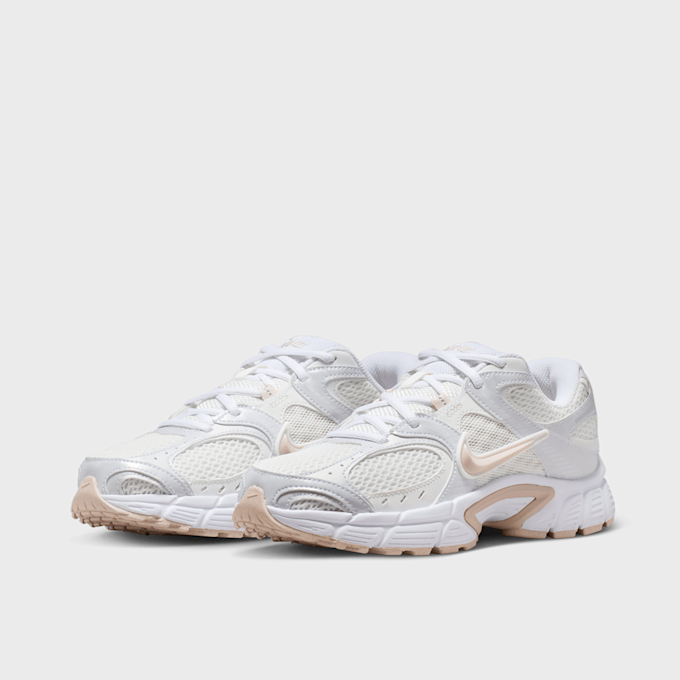 Nike WMNS V5 Runner weiß 97908 3