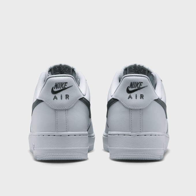 Nike   Air Force 1 '07 LV8 Tech gris 97935 4