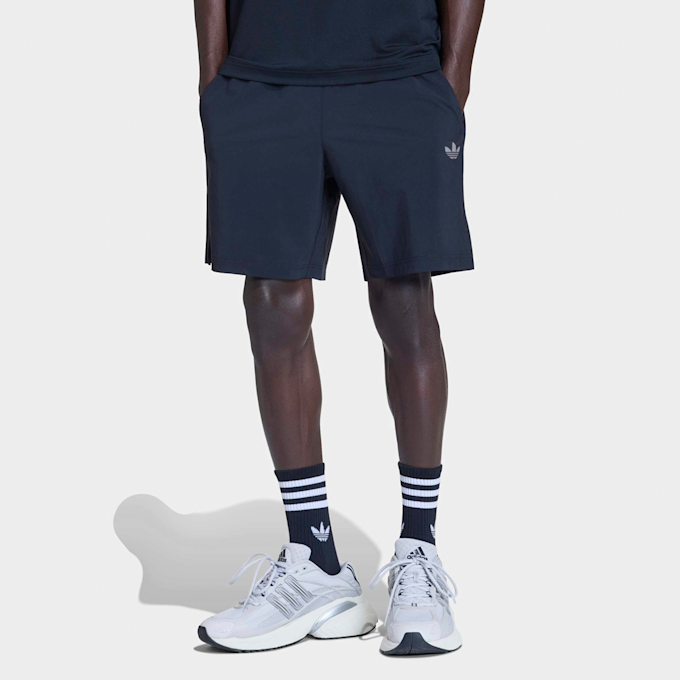 adidas Originals Tech Trefoil Essentials Polyester Shorts crna 98495 1