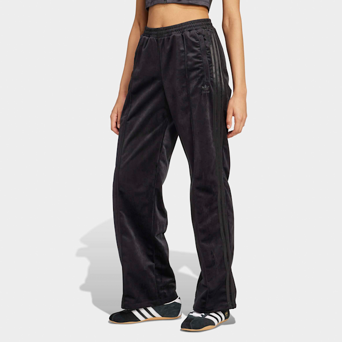 adidas Originals Velvet Trackpants crna 98604 1