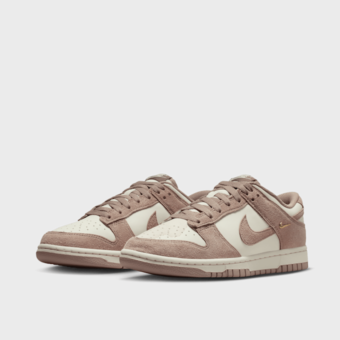 Nike WMNS Dunk Low beige 98844 4