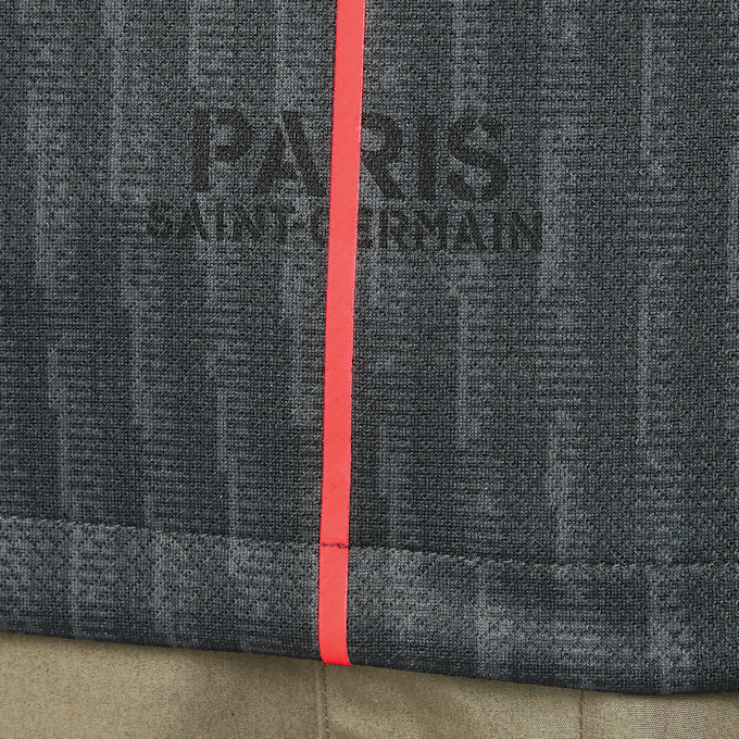 Jordan Vitinha / No. 17 / PSG Jordan Fourth Stadium 2025/26 blau 99328 7